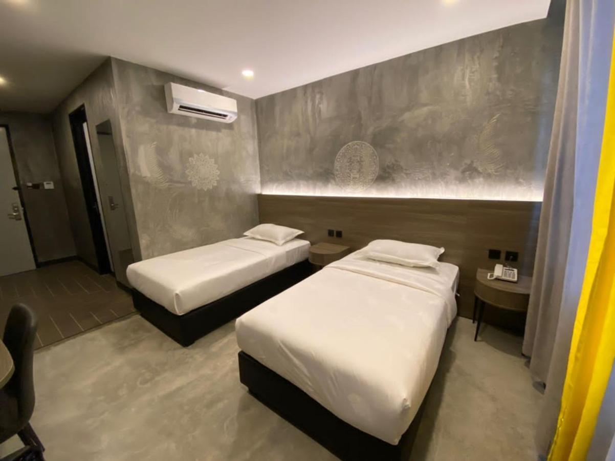 Sri Indar Hotel & Suites Parit Buntar Luaran gambar